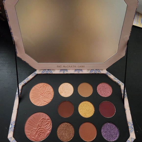 Pat McGrath Bridgerton Collection - Picture 6 of 7